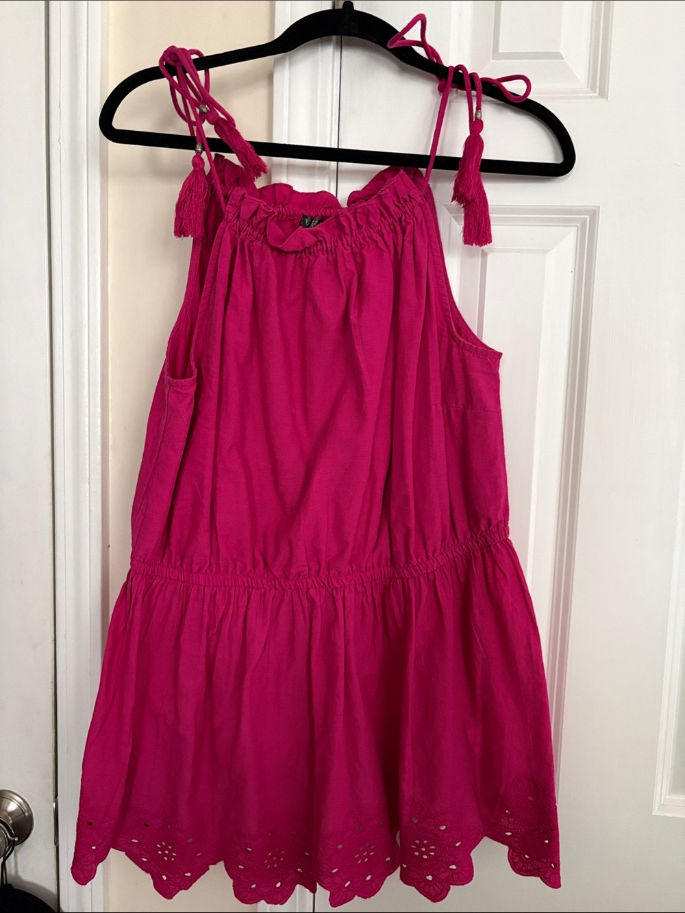 VENUS Fuchsia Tie-Shoulder Eyelet Hem Top